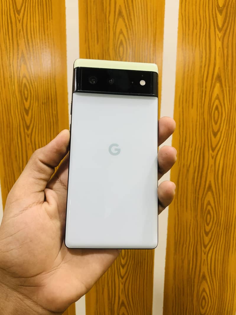 Google Pixel 6 0