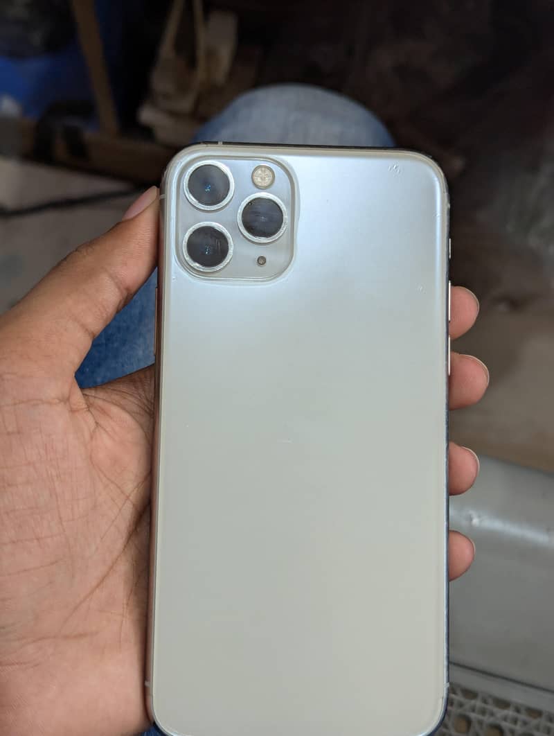 Apple iPhone 11 Pro 0