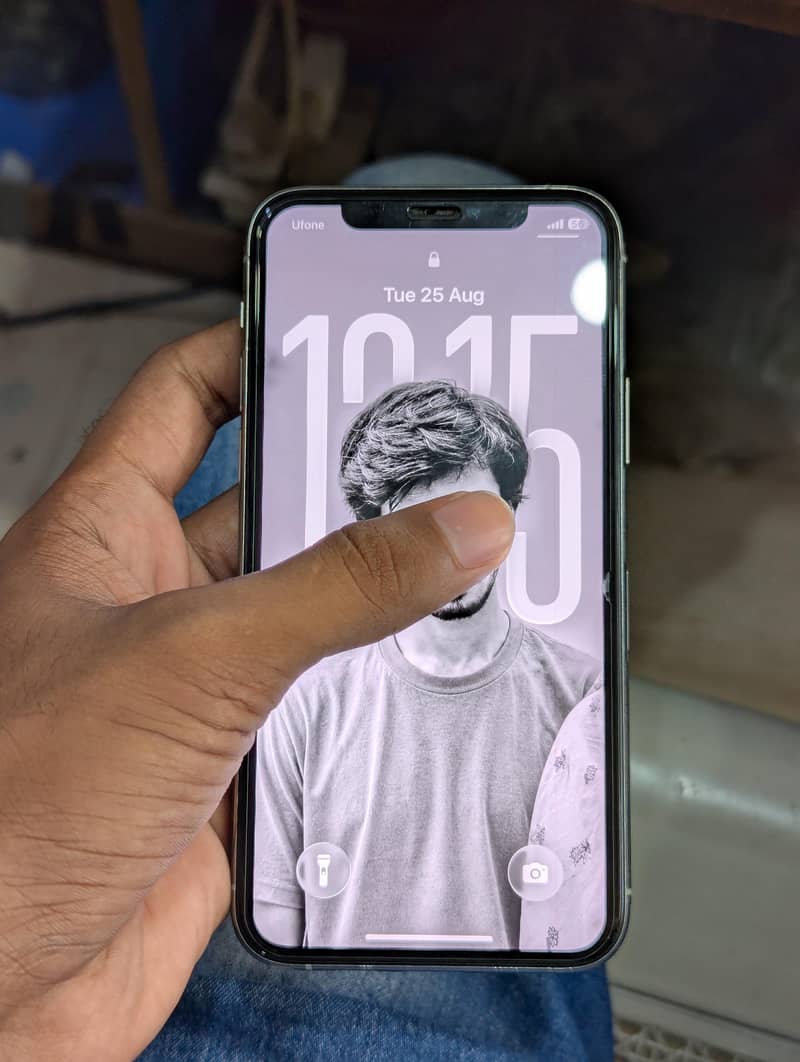 Apple iPhone 11 Pro 1