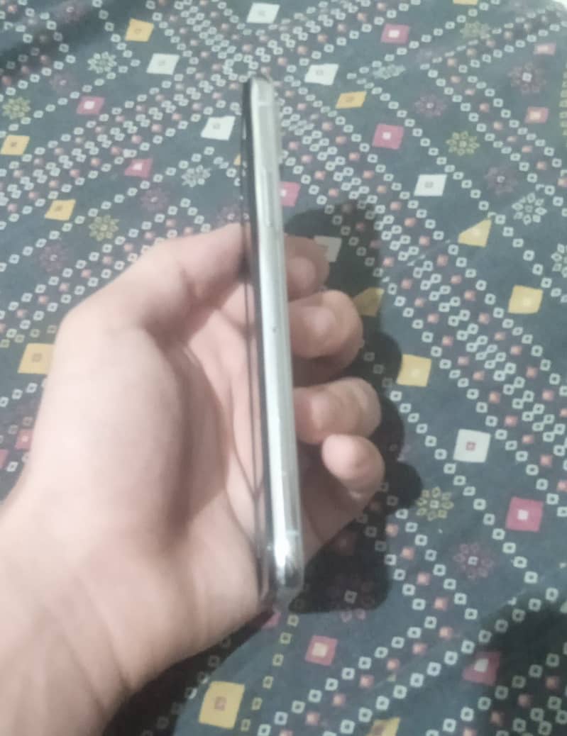 Apple iPhone X 1