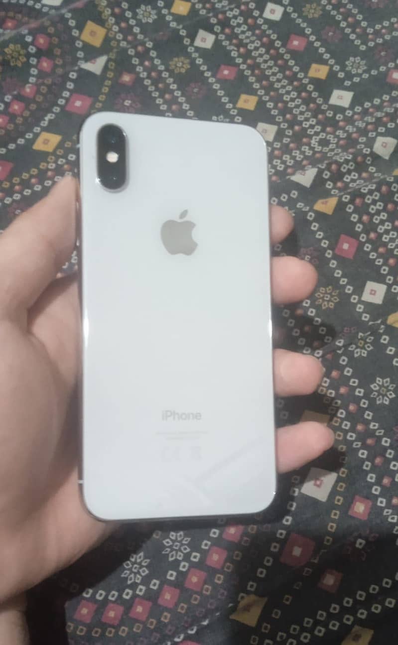 Apple iPhone X 3