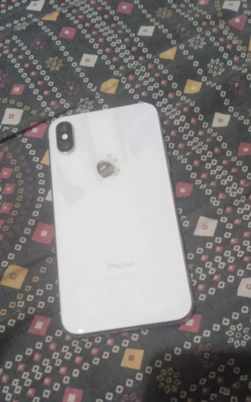 Apple iPhone X 4