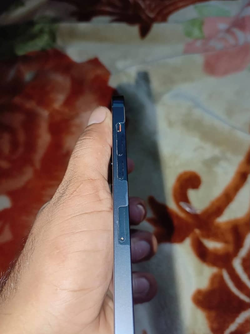 Apple iPhone 12 Pro Max 3