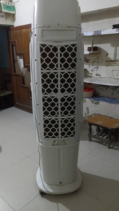 Room air cooler