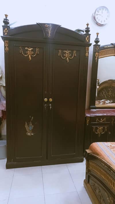 Wood almari and dressing