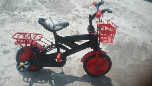 Kids cycle 5 and 6 year