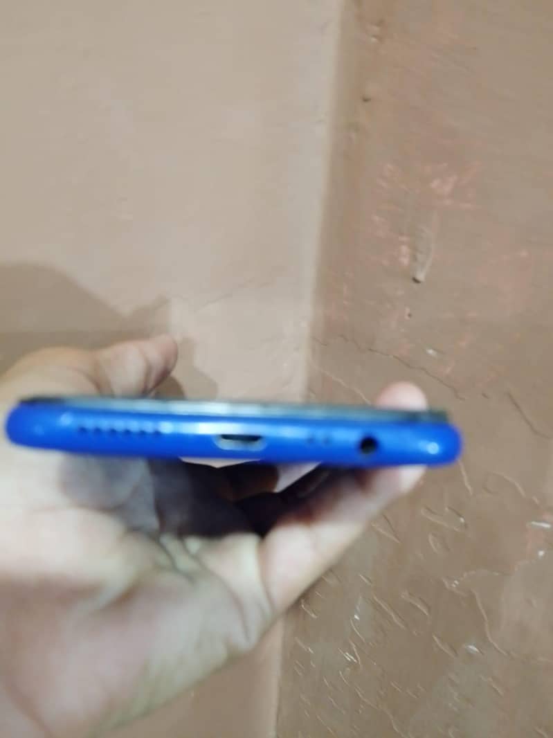 Realme C2 0