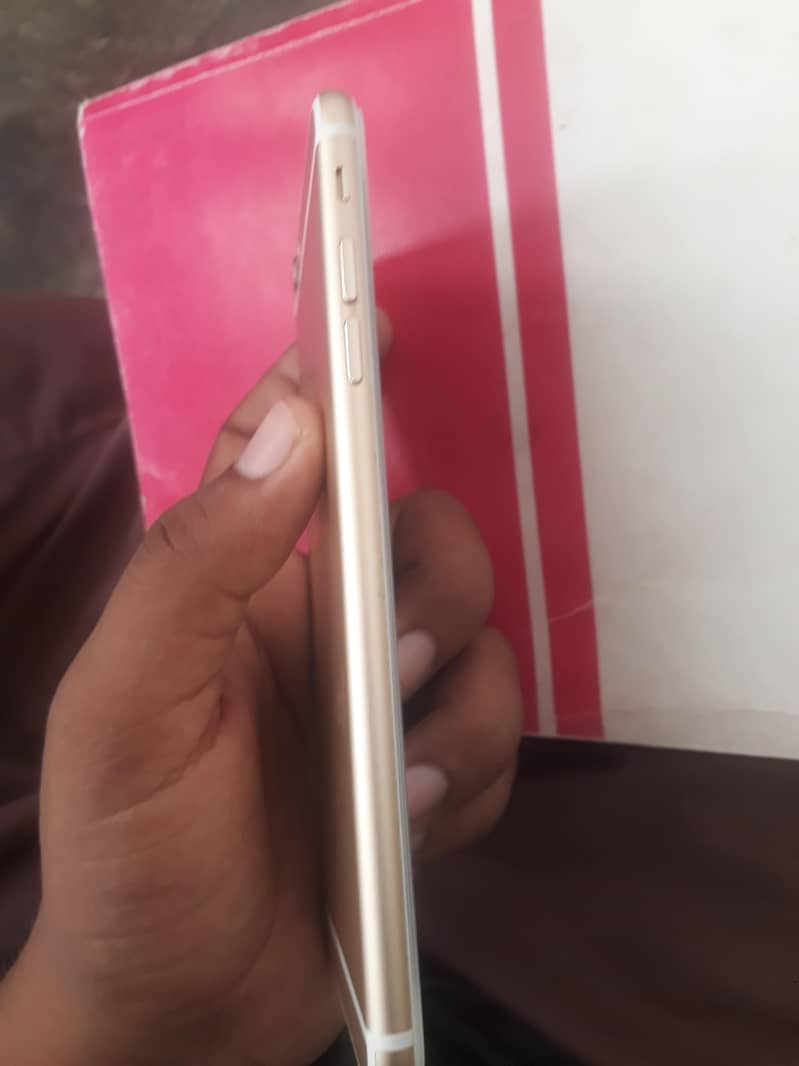 Apple iPhone 6 plus 4