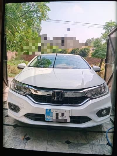 Honda Grace Hybrid 2017 model Islamabad Registered year 2021