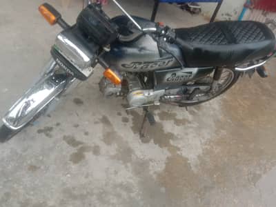 Honda CD 70 2016