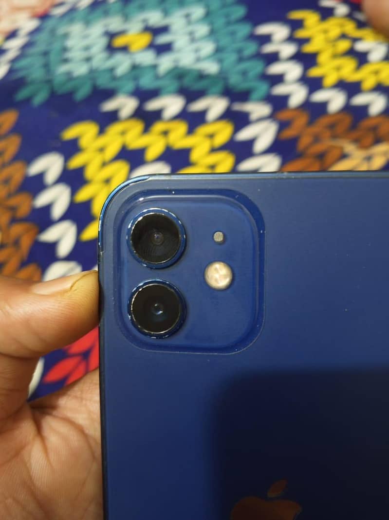Apple iPhone 12 3