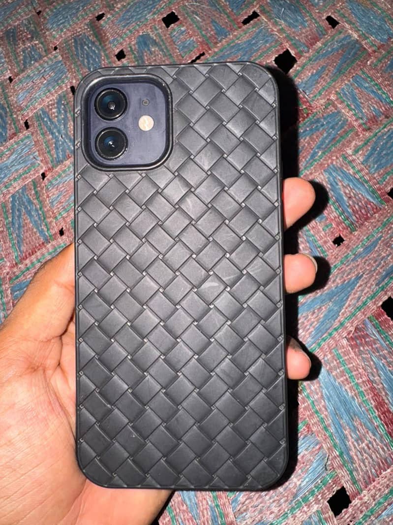 Apple iPhone 12 0