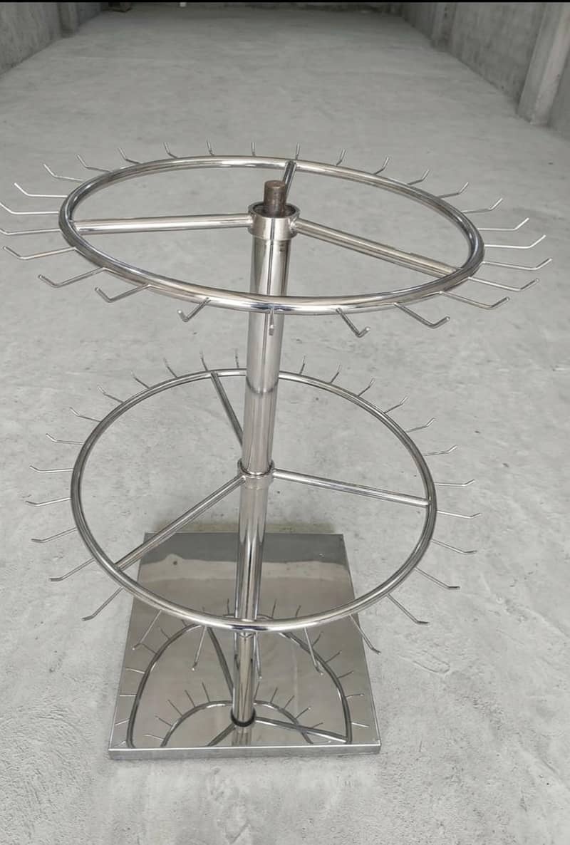 clothing stand 0