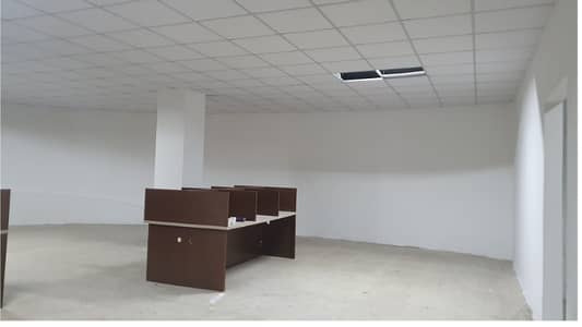 Ground Floor Brand New Office Area 1300 Square Feet Available For Rent In Main Boulevard Road Gulberg 3 Lahore