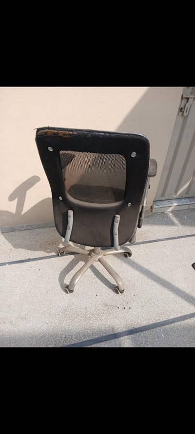 revolving chair