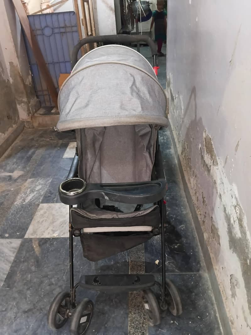 chines Pram 0