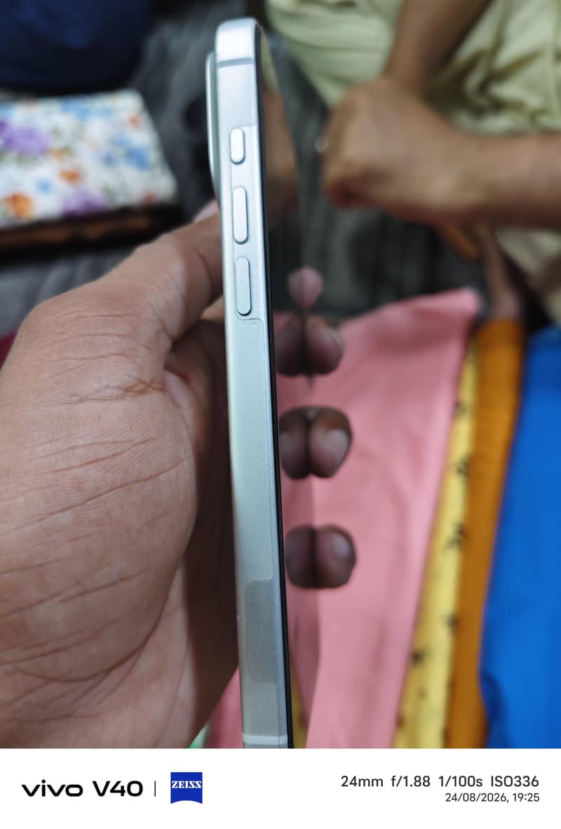 Apple iPhone 17 Pro Max 2