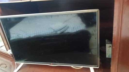 LG television with bettery backup 2 hours