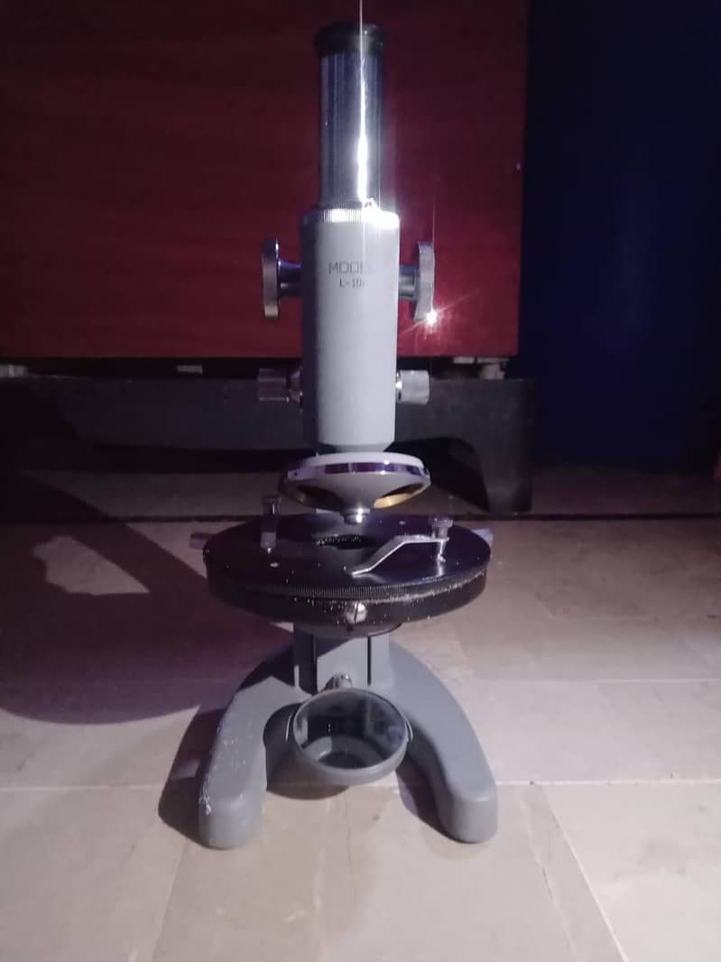 microscope 0