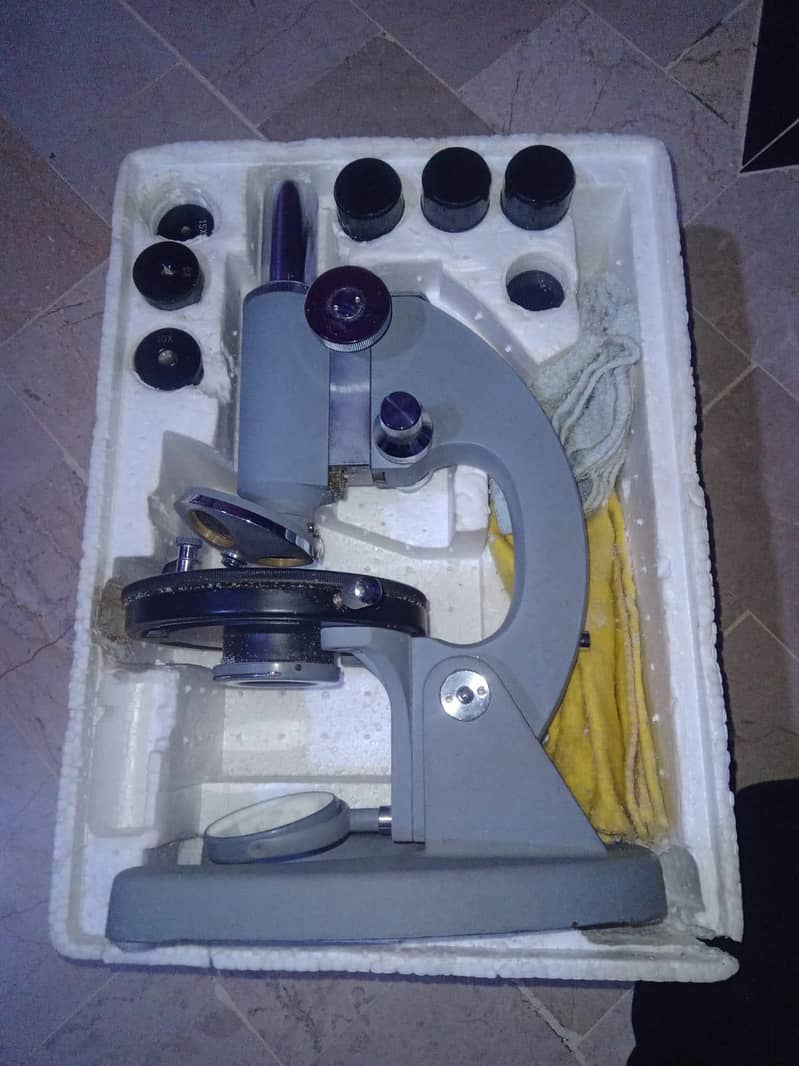 microscope 1