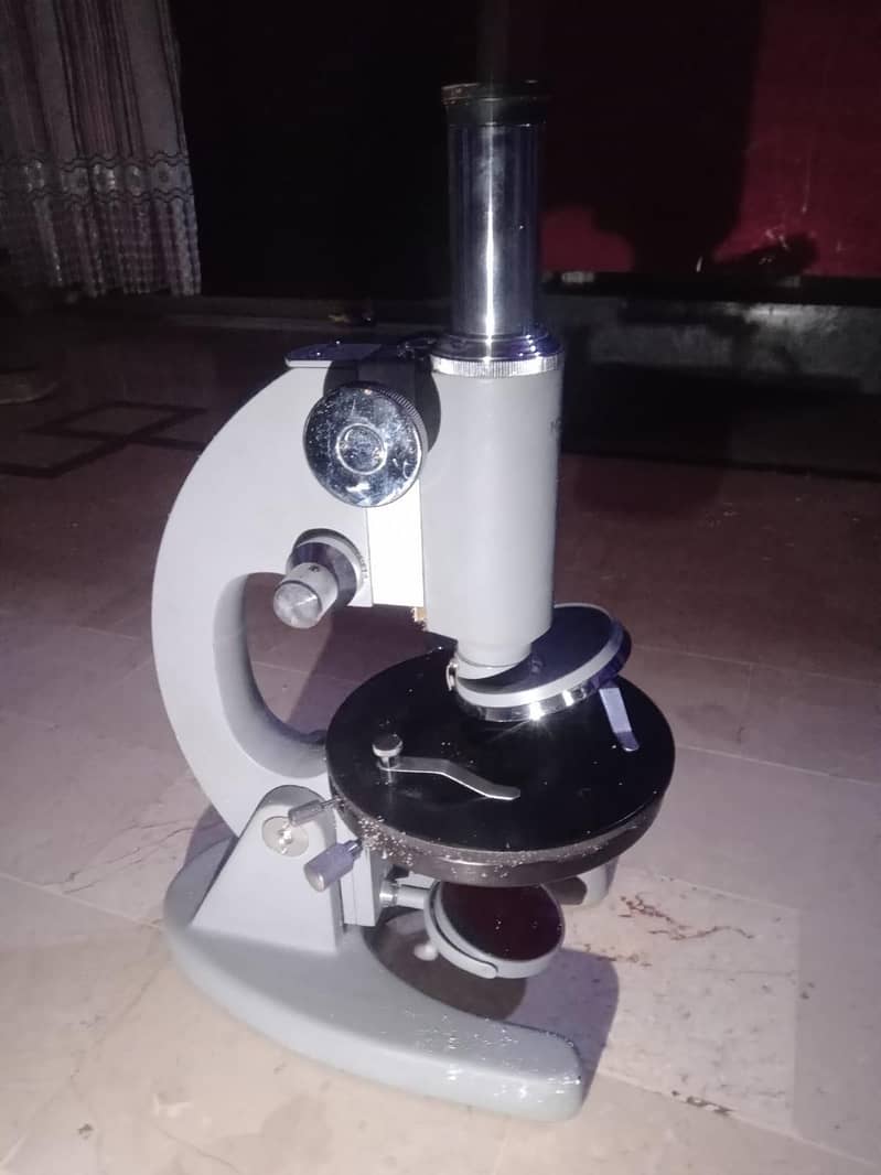 microscope 3
