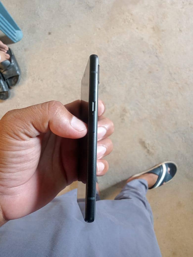 Google Pixel 6a 1