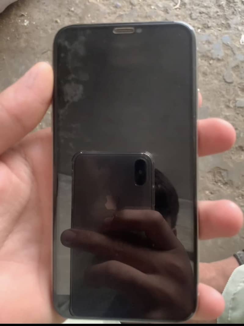 Apple iPhone X 3