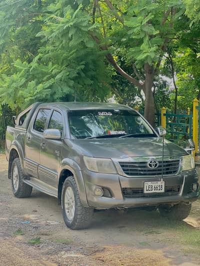 Toyota Hilux 2015