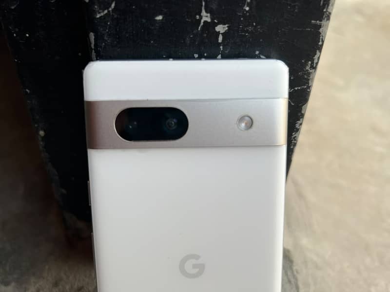 Google Pixel 7a 2