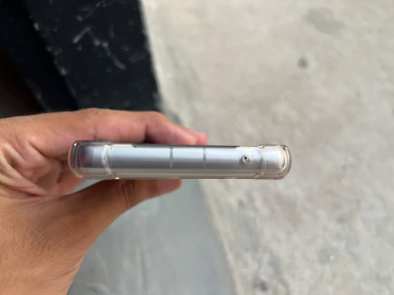 Google Pixel 7a 9