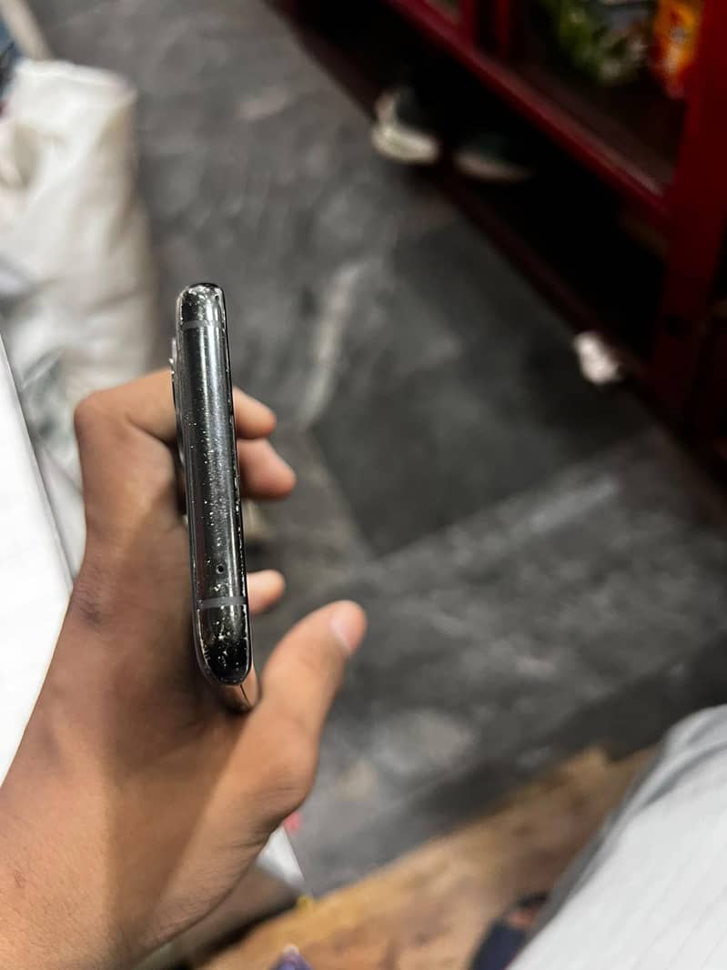 One Plus 9 Pro 3