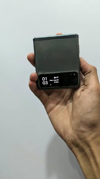 Motorola RAZR 40 pta approved