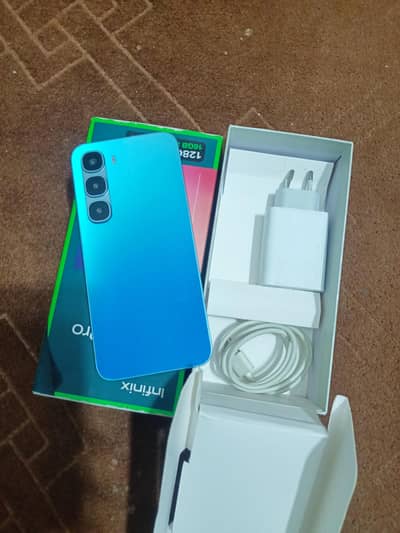 infinix hot 60 pro 8/128 lush condition bilkul new mobile ha