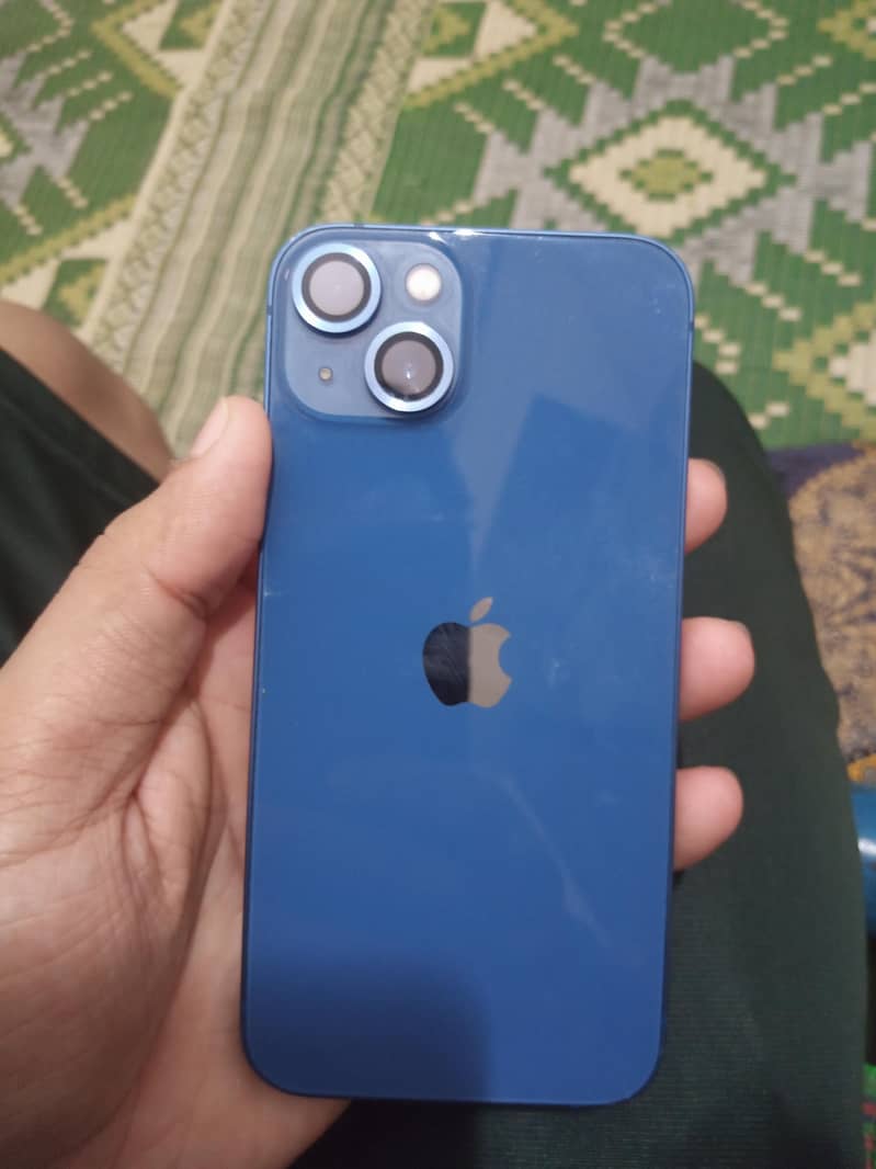 Apple iPhone 13 0