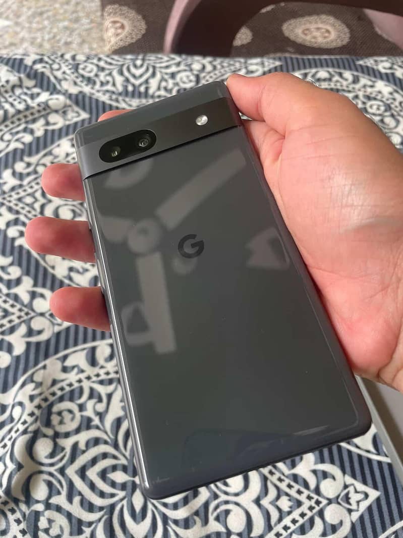 Google Pixel 7a 4