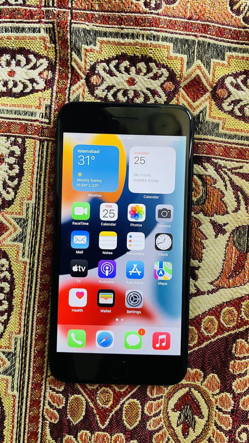 iPhone 7 Plus 1