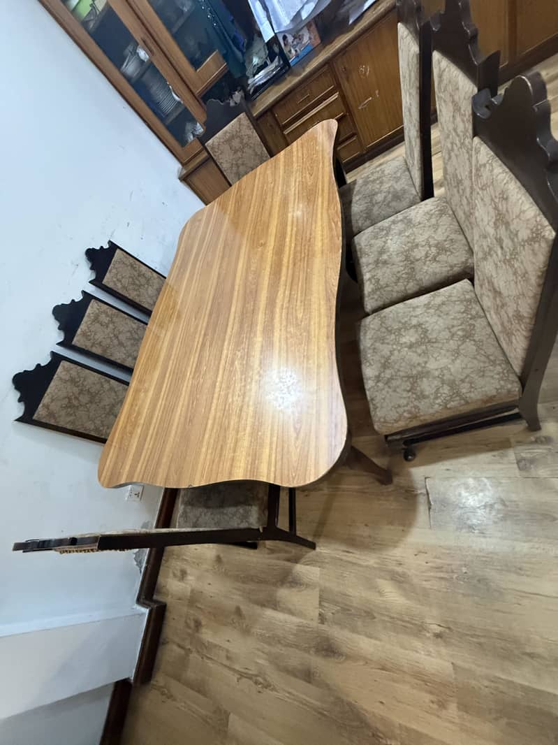 Dining table 4