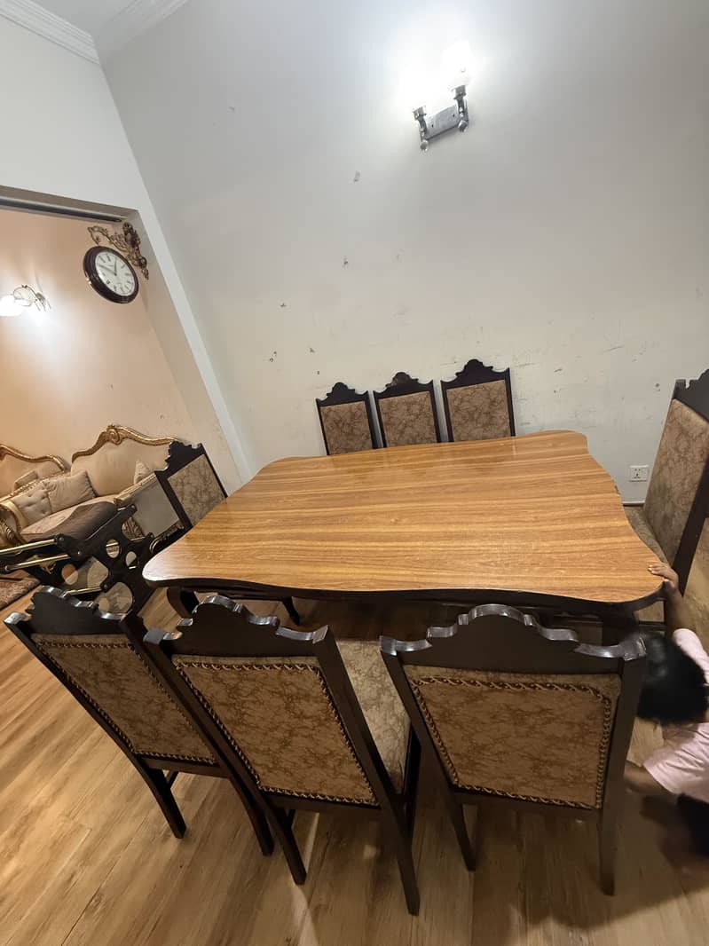 Dining table 5