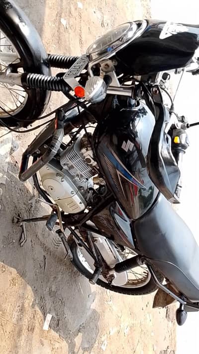 Suzuki 150 gs