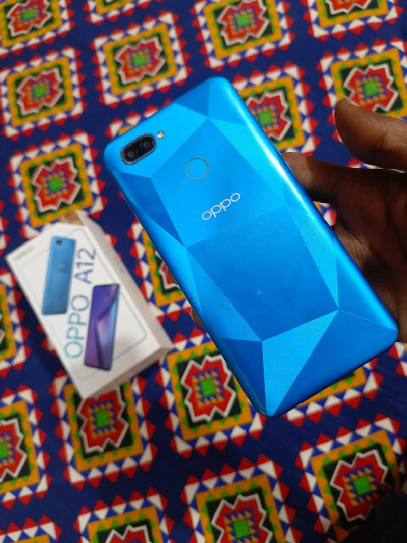 OPPO A12 0