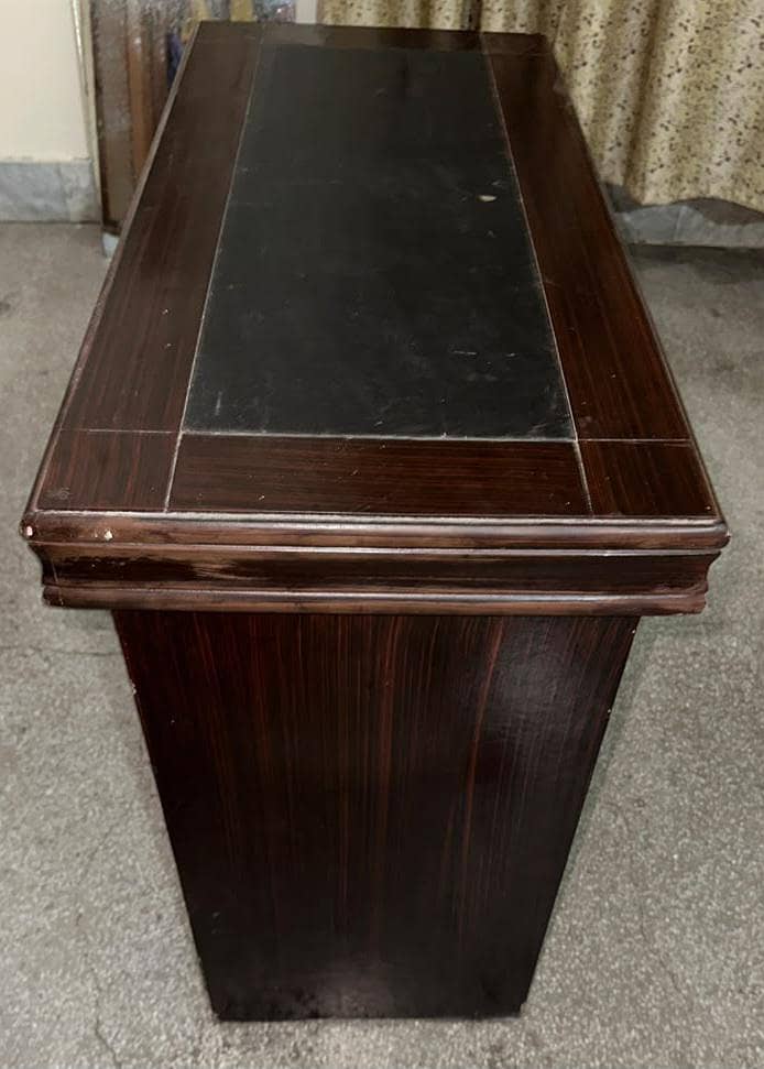 Multipurpose computer table with leather finishing 2