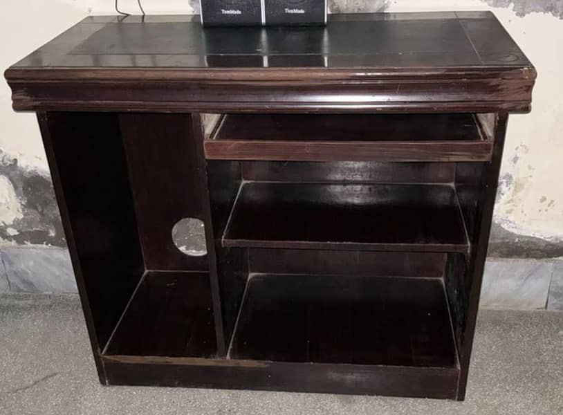 Multipurpose computer table with leather finishing 6