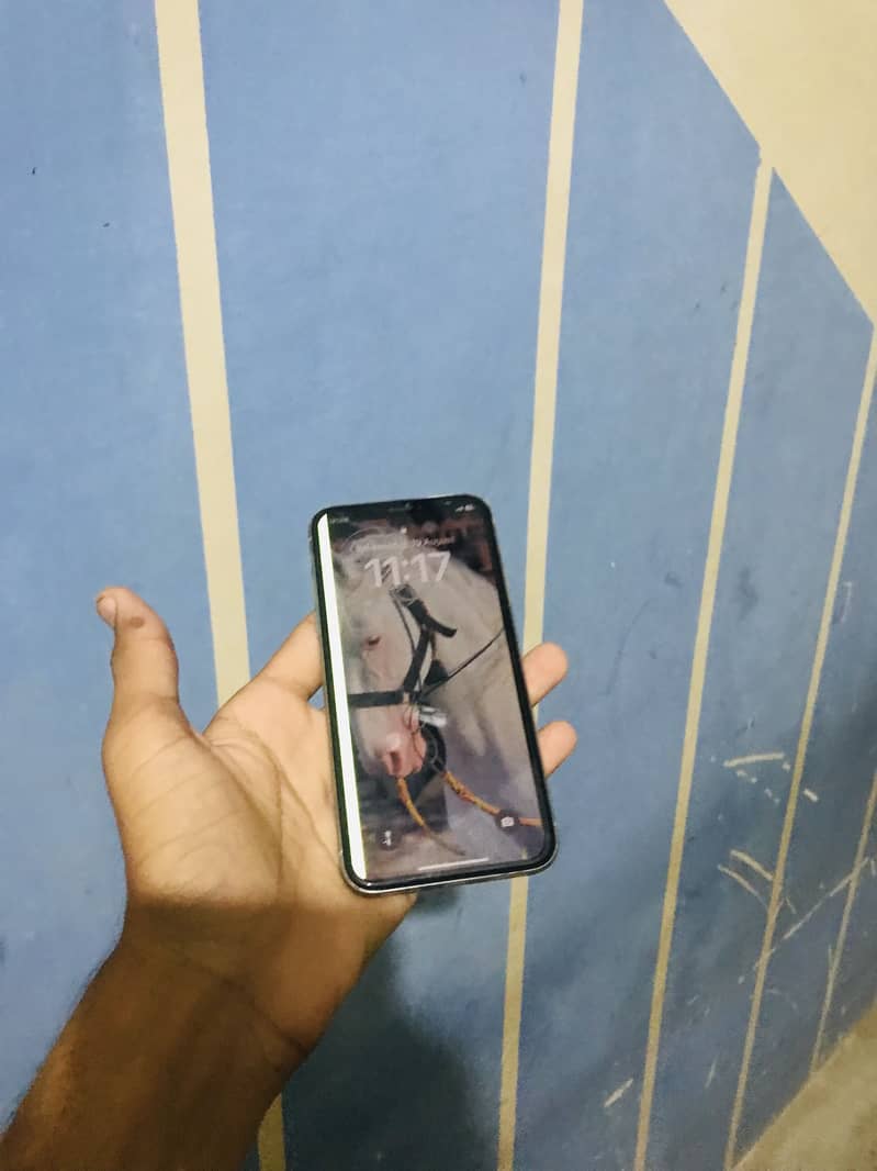 Apple iPhone X 3