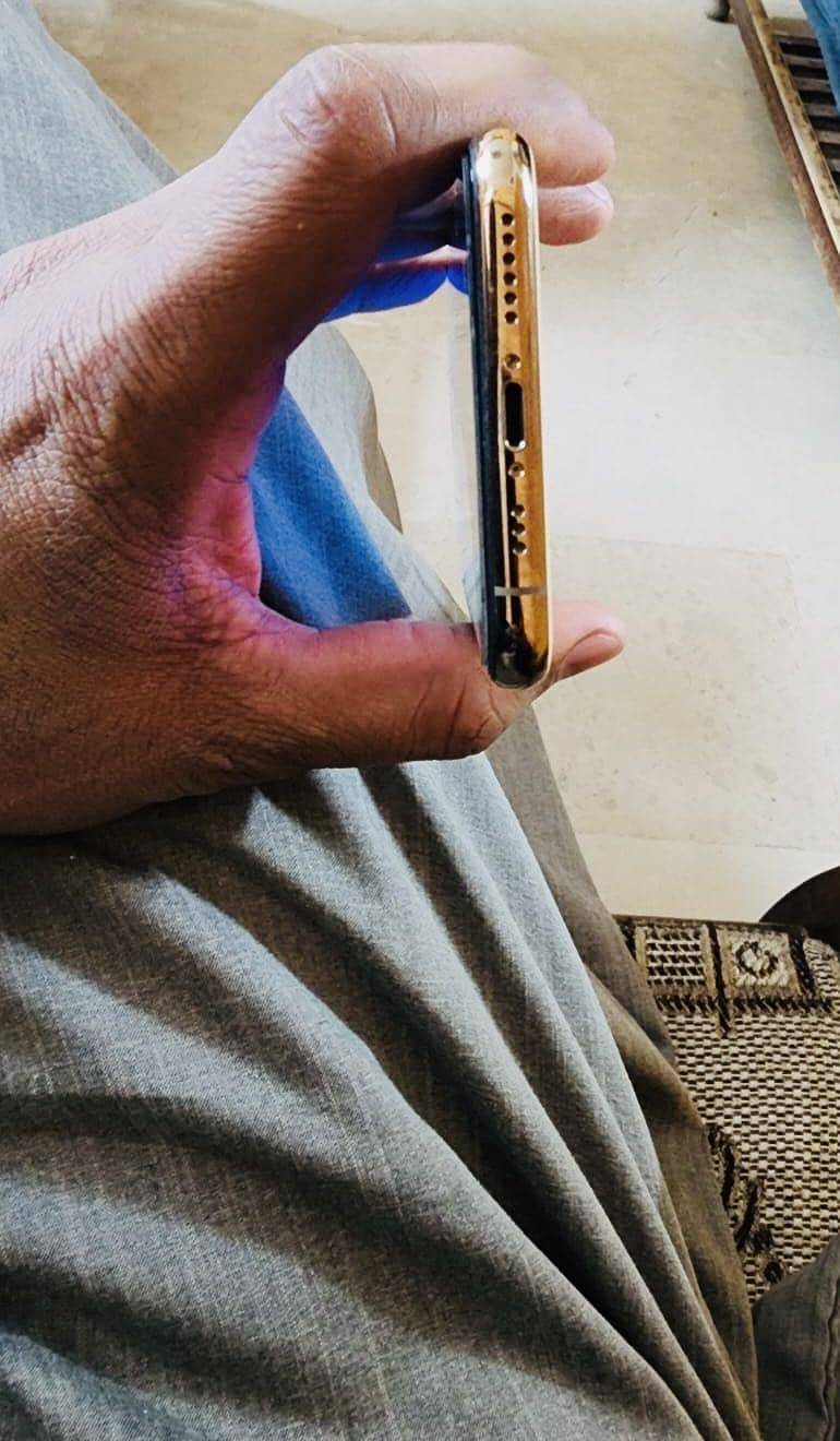 Apple iPhone 11 Pro 1