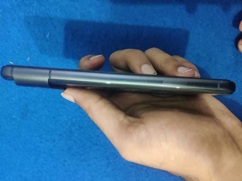 Google Pixel 8 5