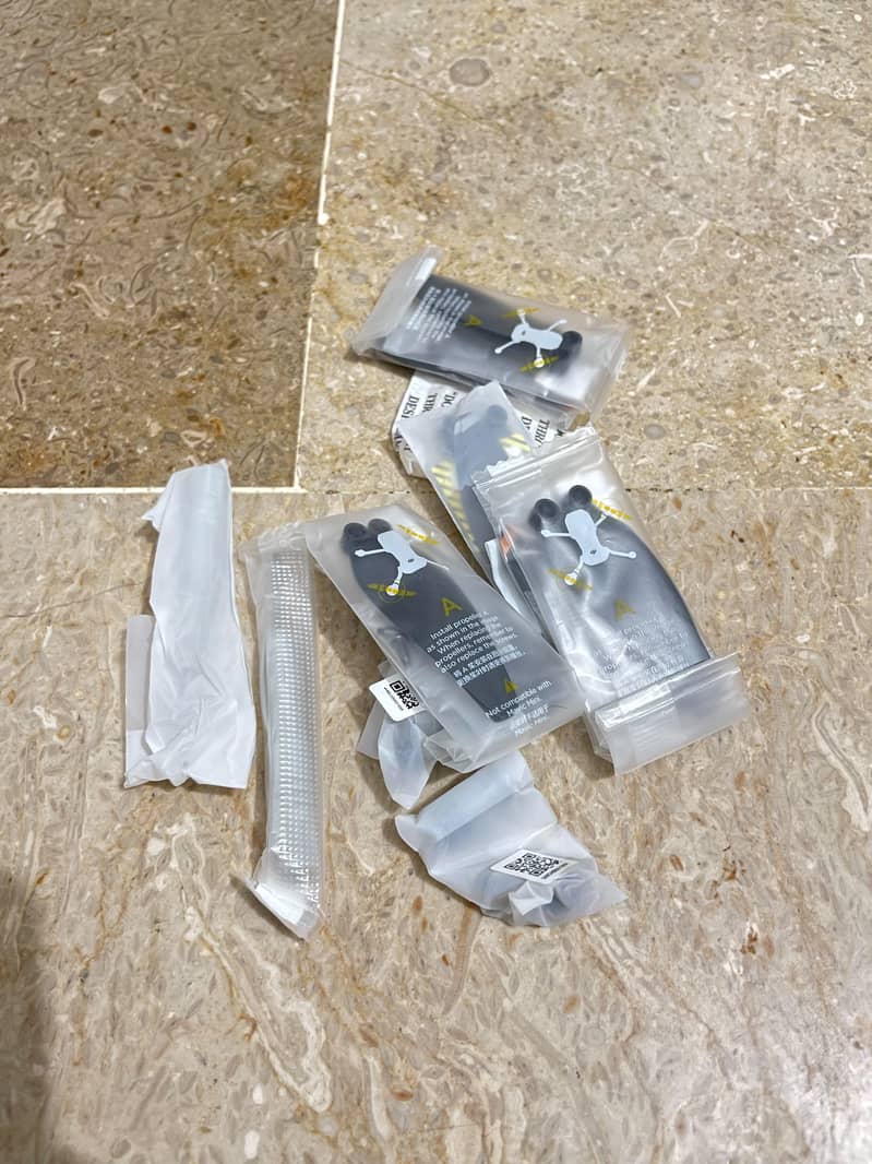 DJI mini combo drone 4
