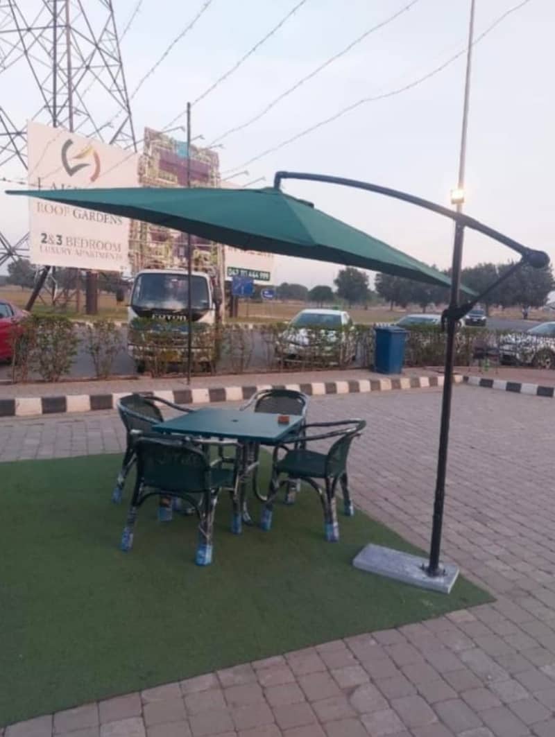 Sidepole/ umbrella round /and rectangular shape / 2