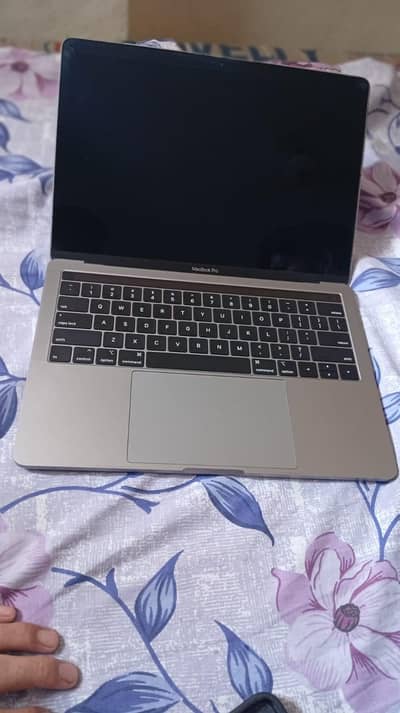 Mac book pro 2018 model