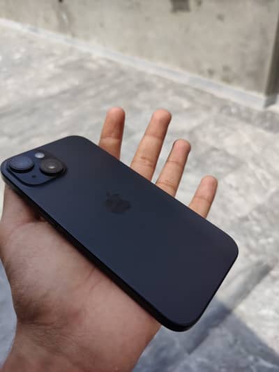 Apple iPhone 15