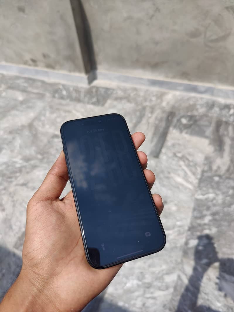 Apple iPhone 15 3